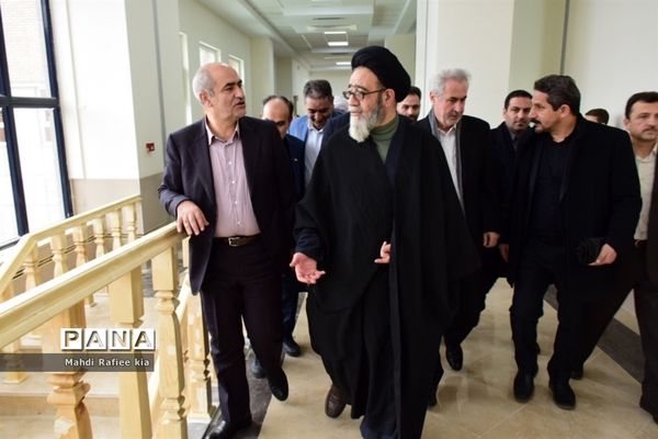 مراسم نواختن زنگ انقلاب و آغاز رسمی جشن های چهل و یکمین سالگرد پیروزى انقلاب اسلامى در آذربایجان شرقی