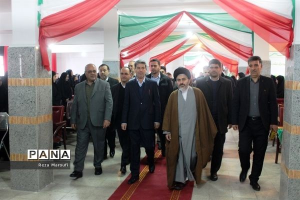 نواختن  زنگ انقلاب در ارومیه