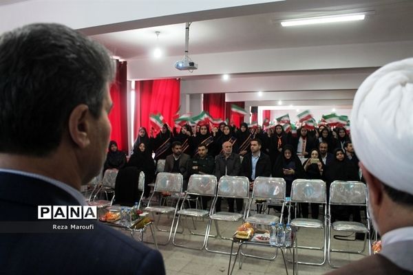 نواختن  زنگ انقلاب در ارومیه