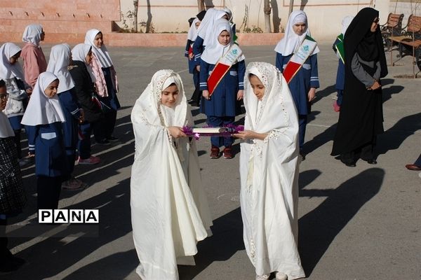 نواخته شدن  زنگ انقلاب در مدارس شهرری