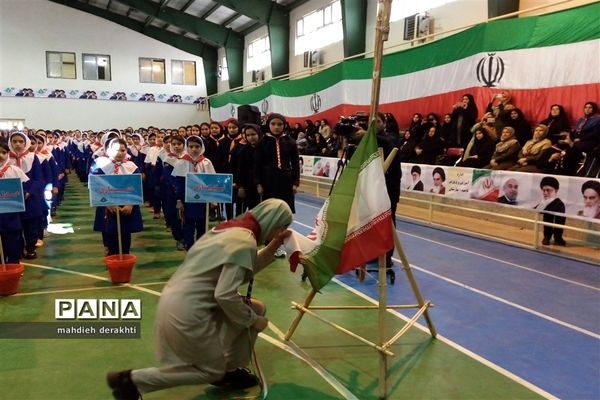 مانور تشکیلاتی یاوران انقلاب درآموزش و پرورش ناحیه یک بهارستان