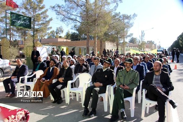 زنگ انقلاب به مناسبت ورود امام خمینی ره درشهرستان خوسف