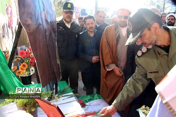 زنگ انقلاب به مناسبت ورود امام خمینی ره درشهرستان خوسف