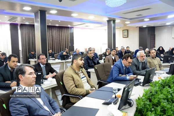 نشست روشنگری و بصیرت بسیجیان فرهنگی آموزش و پرورش آذربایجان غربی