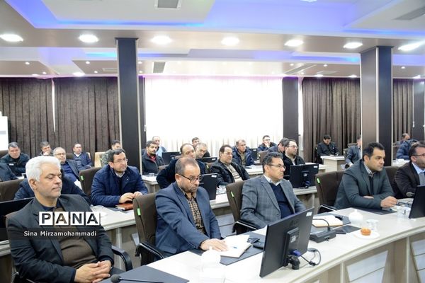 نشست روشنگری و بصیرت بسیجیان فرهنگی آموزش و پرورش آذربایجان غربی