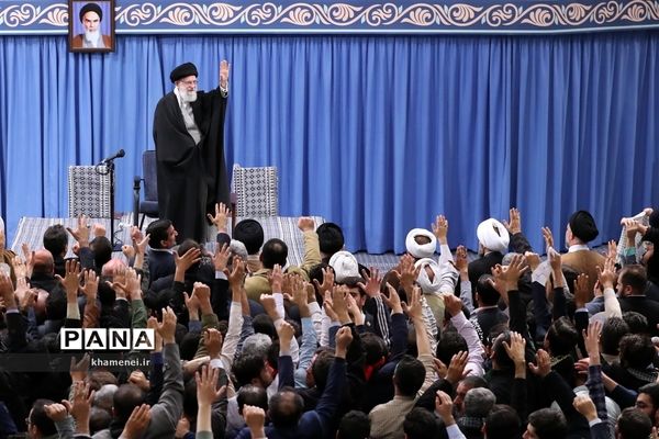 دیدار اقشار مختلف مردم با حضرت آیت‌الله خامنه‌ای رهبر انقلاب اسلامی