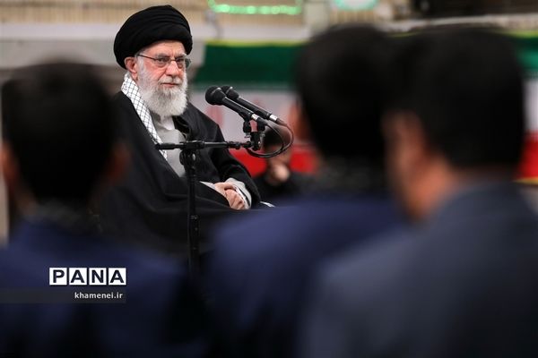 دیدار اقشار مختلف مردم با حضرت آیت‌الله خامنه‌ای رهبر انقلاب اسلامی