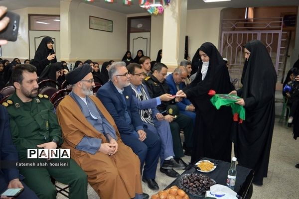 تشیع پیکر شهید گمنام در مراسم میهمانی لاله های روشن  فیروزکوه