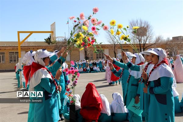 یک روز اردو در مدرسه