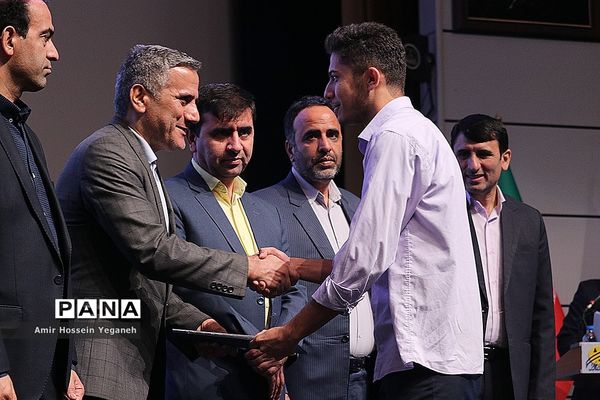 جشن ستارگان کیش