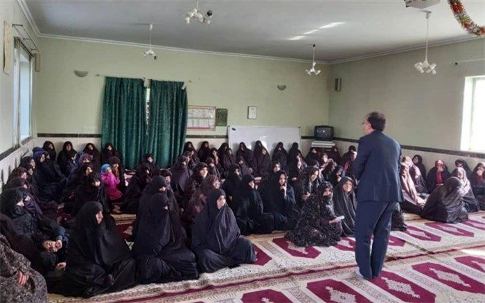 کارگاه‌های آموزشی پیشگیری از ازدواج زودهنگام، در مدارس مناطق حاشیه‌نشین و کم‌برخوردار تبریز برگزار می‌شود