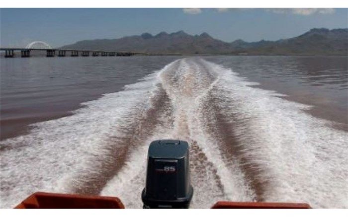 سالانه ۵سانتی‌متر فرونشست در دریاچه ارومیه اتفاق می‌افتد
