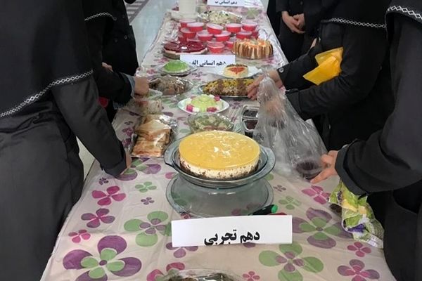 جشنواره غذا درآموزشگاه آرمیتا مصلی نژاد شهرری
