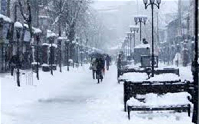 استاندار گیلان: دستگاه های خدمات رسان برای بارش برف آماده اند