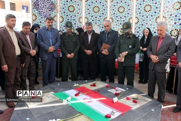 همایش یاوران انقلاب در ناحیه هفت مشهد