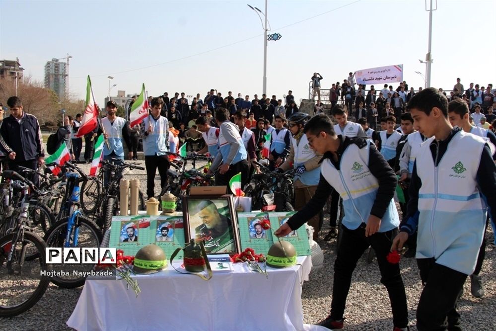 جشن یاوران انقلاب در ناحیه 3 آموزش و پرورش مشهد