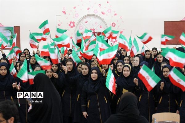 گلبانگ انقلاب