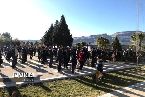 برگزاری همایش  پیاده‌روی خانوادگی “صبح و نشاط” در نی ریز