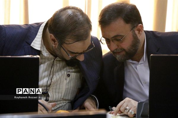 نشست خبری افتتاح 110 پروژه شهرداری قم در ایام الله دهه فجر 98