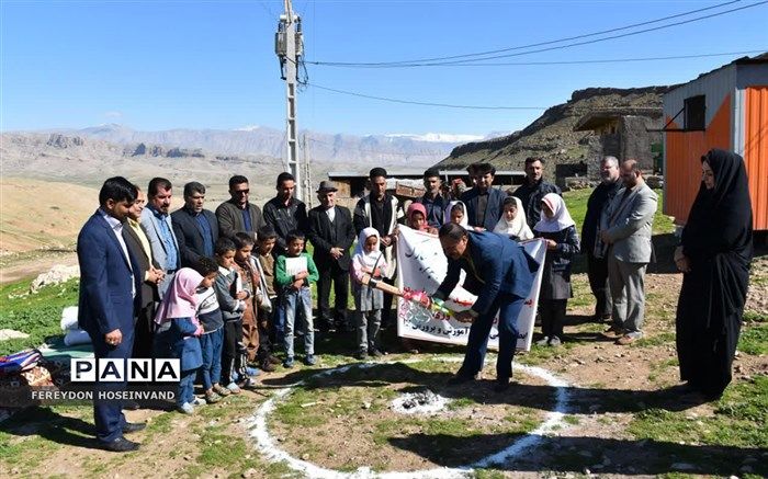 مراسم کلنگ زنی یک مدرسه روستایی در لالی برگزار شد