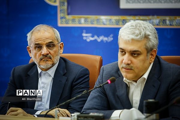 امضا تفاهم نامه بین معاونت علمی و فناوری ریاست جمهوری و وزارت آموزش و پرورش