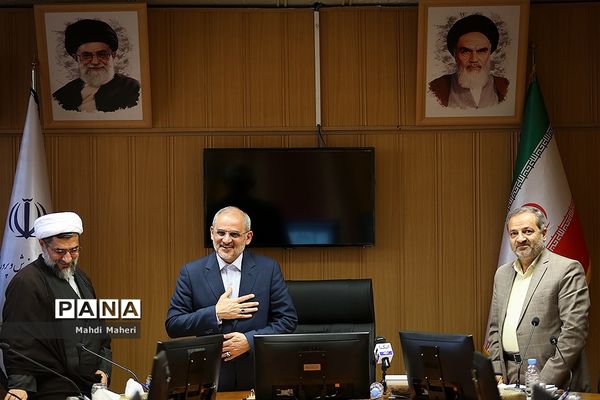 جلسه کمیسیون آموزش عمومی قرآن کریم