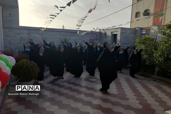 برگزاری جشن‌های دهه فجر در مدارس کازرون