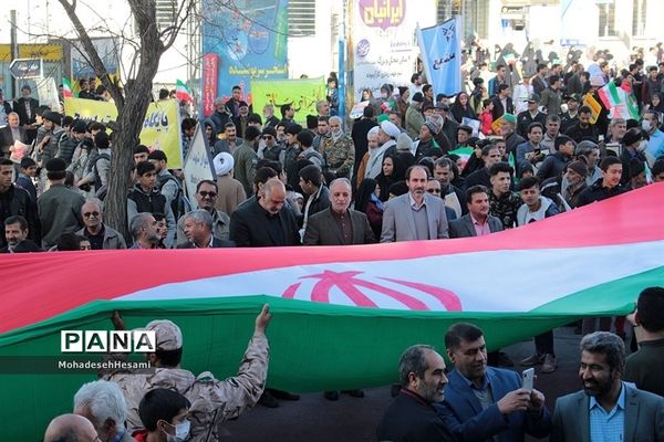 راهپیمایی با شکوه 22 بهمن در شهرستان بیرجند