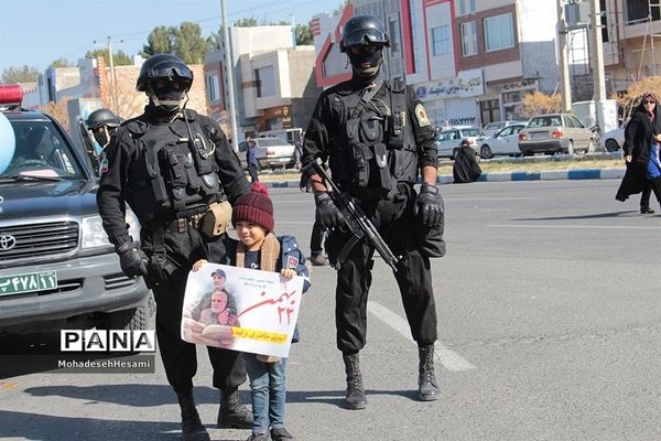 راهپیمایی با شکوه 22 بهمن در شهرستان بیرجند