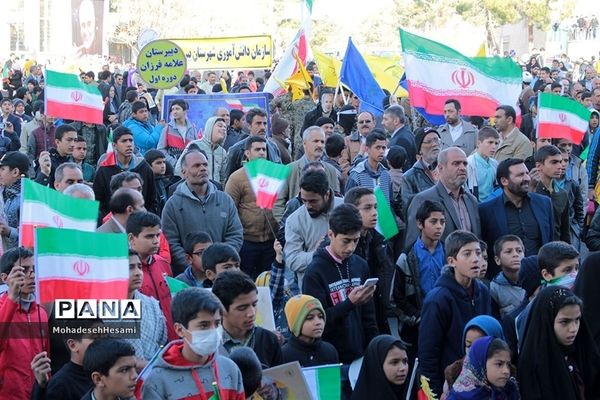 راهپیمایی با شکوه 22 بهمن در شهرستان بیرجند