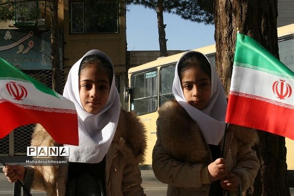 راهپیمایی با شکوه 22 بهمن در شهرستان بیرجند