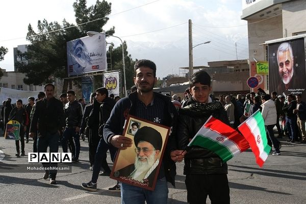 راهپیمایی با شکوه 22 بهمن در شهرستان بیرجند