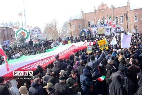 راهپیمایی 22 بهمن در ارومیه