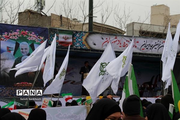 راهپیمایی یوم الله 22 بهمن ماه  در مشهد