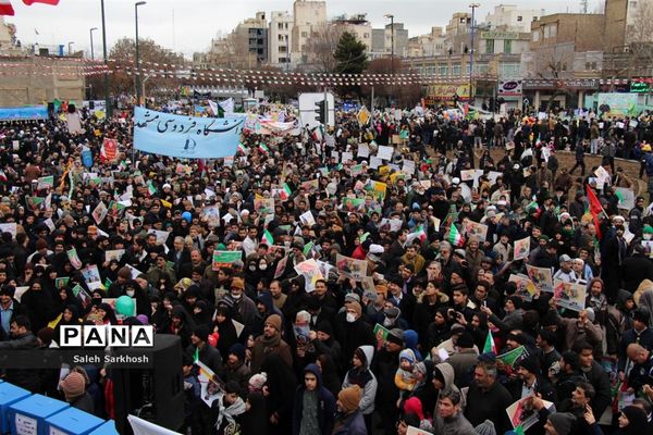 راهپیمایی یوم الله 22 بهمن ماه  در مشهد