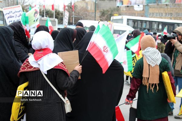 راهپیمایی یوم الله 22 بهمن ماه  در مشهد
