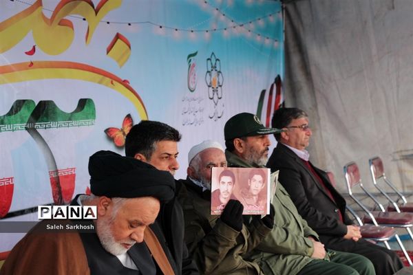 راهپیمایی یوم الله 22 بهمن ماه  در مشهد