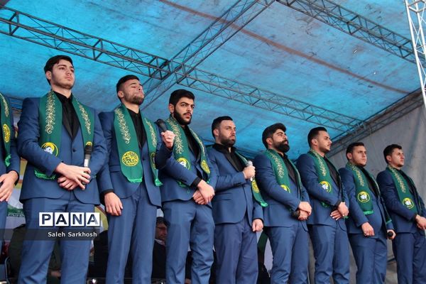 راهپیمایی یوم الله 22 بهمن ماه  در مشهد