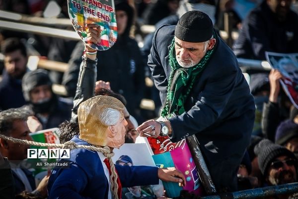 راهپیمایی باشکوه ۲۲ بهمن - میدان آزادی