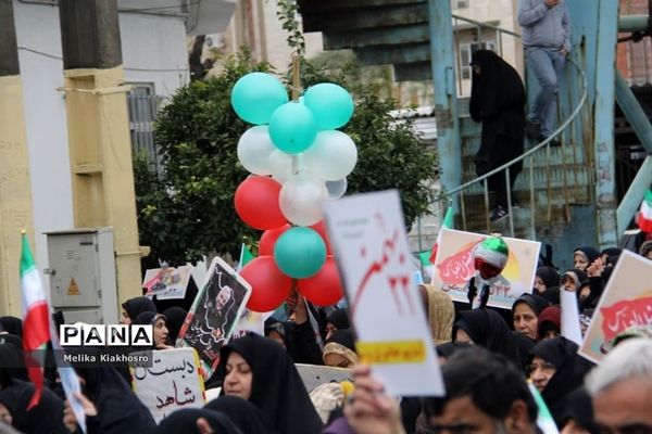 راه‌پیمایی روز22 بهمن در محمودآباد