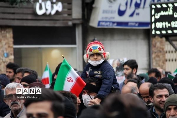 راه‌پیمایی روز22 بهمن در محمودآباد