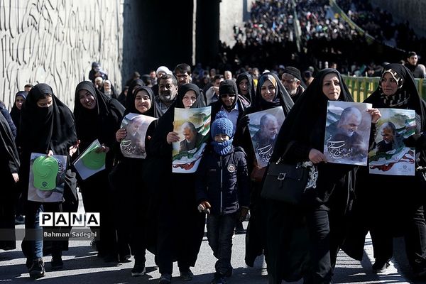 راهپیمایی باشکوه ۲۲ بهمن در تهران