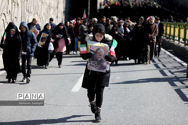 راهپیمایی باشکوه ۲۲ بهمن در تهران