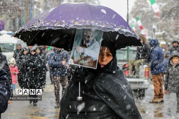 راهپیمایی باشکوه یوم الله ۲۲ بهمن در ارومیه