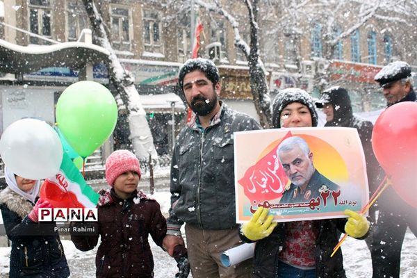 راهپیمایی 22 بهمن ماه در تبریز-3