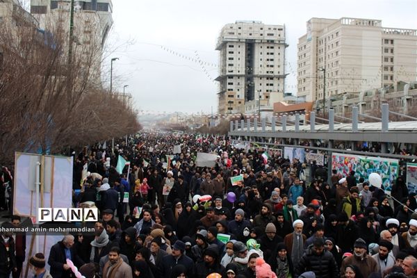 راهپیمایی 22 بهمن در مشهد