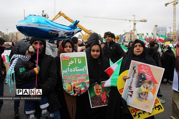 راهپیمایی 22 بهمن در مشهد