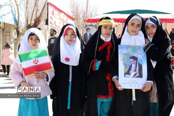 حاشیه های راهپیمایی 22 بهمن آباده