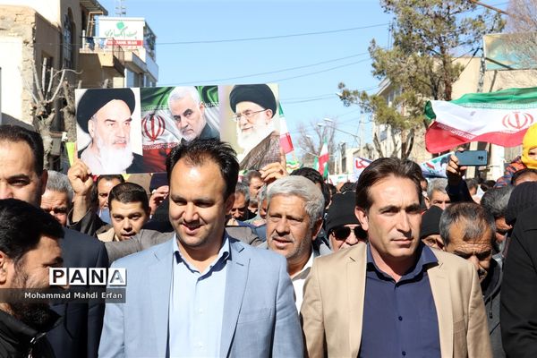 حاشیه های راهپیمایی 22 بهمن آباده