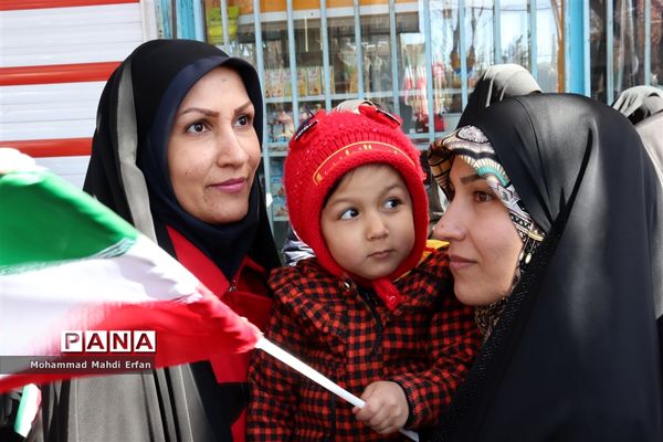 حاشیه های راهپیمایی 22 بهمن آباده